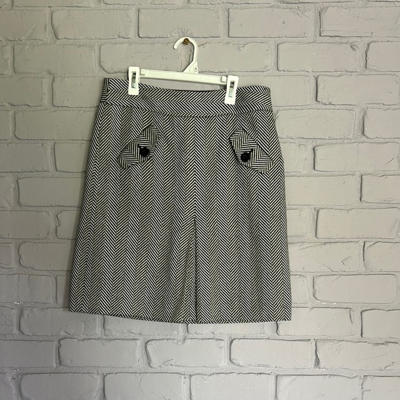 NWOT LOFT Gray Pencil Skirt Knee-Length Work size 6 - Picture 1 of 4